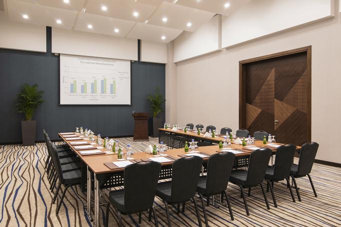 Cristal Group | أبوظبي |  - 10