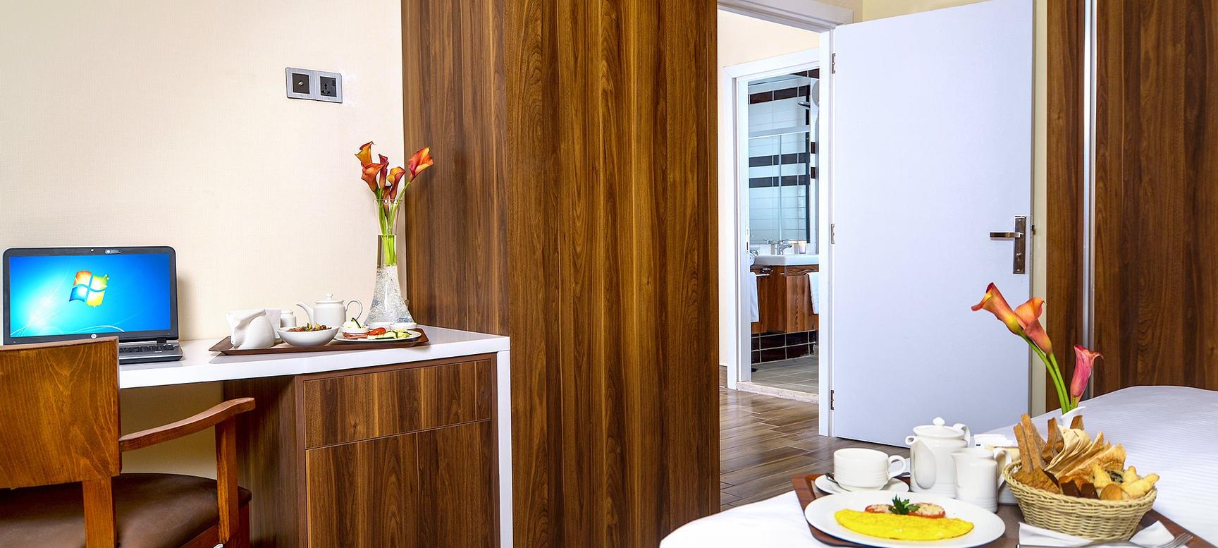 Cristal Group | أبوظبي | 1