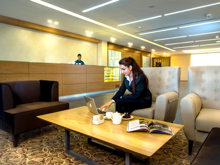 Cristal Group | أبوظبي | 1