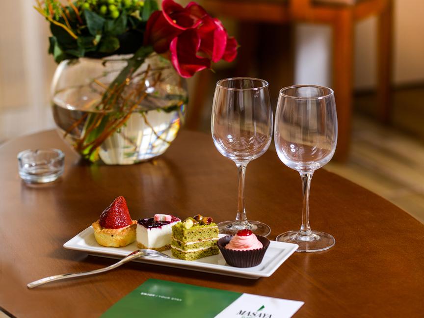 Cristal Group | أبوظبي | 3